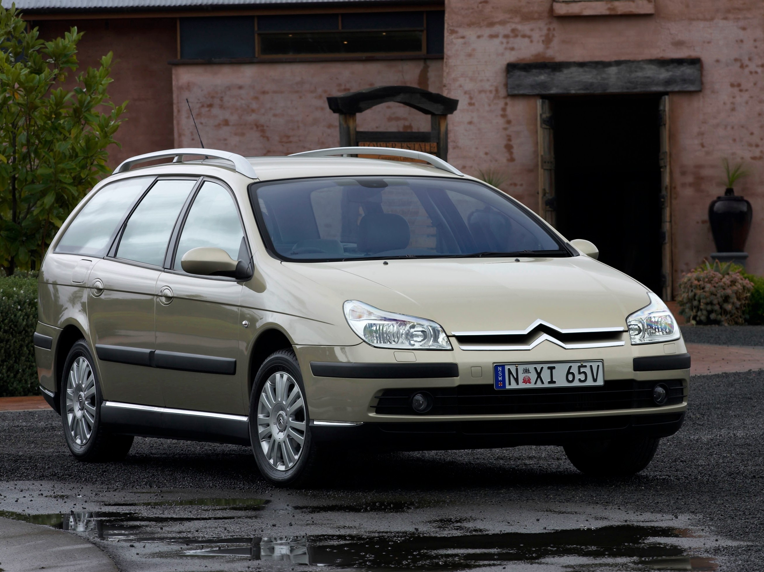 Citroen C5 Wagon 2.2 HDi 170 (Automatic)